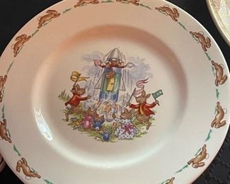 Peter Rabbit plates