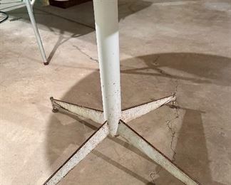 Base and Legs of round Dinette Table