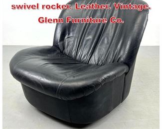 Lot 446 Black leather Swivel rocker swivel rocker. Leather. Vintage. Glenn Furniture Co. 