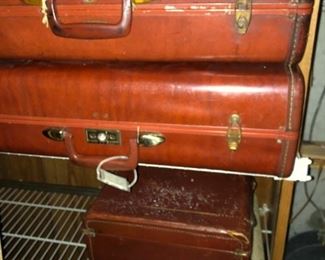 VINTAGE LUGGAGE
