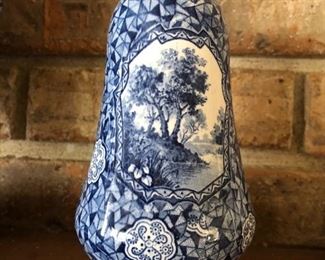 VILLEROY & BOCH VASE