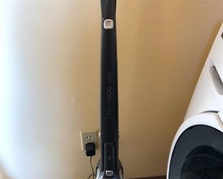 ELECTRIC BROOM BY ELECTROLUX