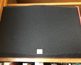 JBL SPEAKERS AND SUBWOFFER