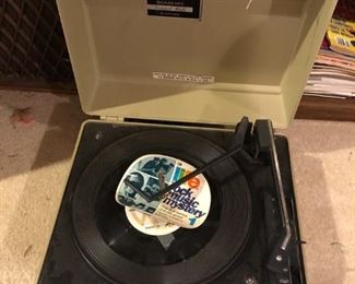 RECORD PLAYER