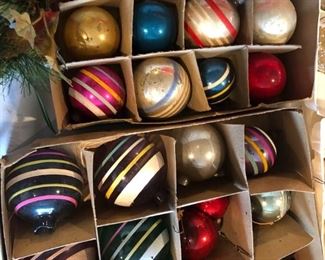 VINTAGE XMAS ORNAMENTS