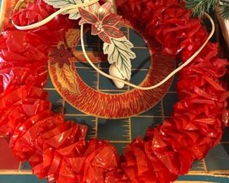 VINTAGE STERLING VINYL WREATH