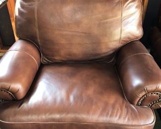 SOFA CHAIR - LEATHER RECLINER