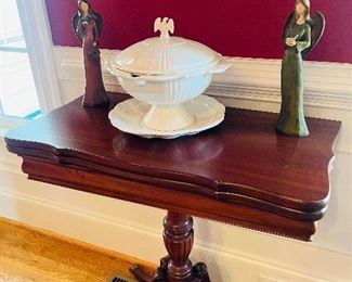 Duncan Phyfe style game table