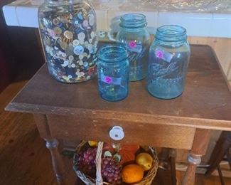 Jar full of vintage buttons 
