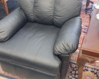 nice clean recliner