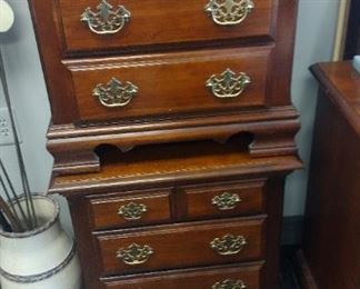 cherry 5 piece bedroom set nice!