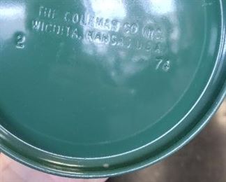 1974 coleman lantern with box LIKE NEW