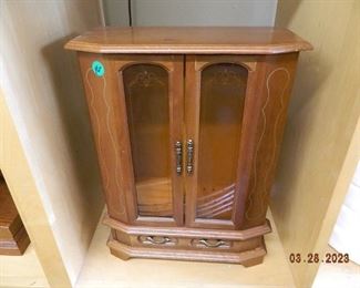 jewelry box