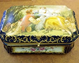 Antique Prussian Painted Porcelain Dresser Box With “La Morotte” Scene On Lid, Bottom Marked RS In Laurel, 6" x 11" x 7"