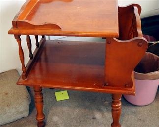 Turned Wood Multifunctional End Table With Magazine Rack 25"x21"x16.5"