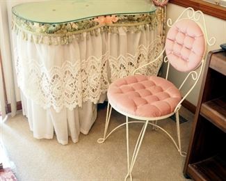 Wood 3 Drawer Slant Shelf Student Desk, 30" x 36" x 18", With Glass Vanity Top, Linens, And Upholstered Wire Chair