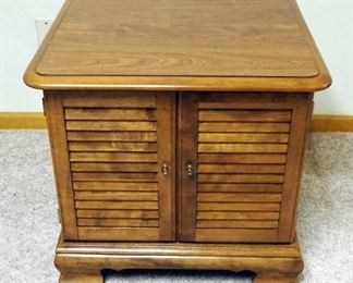 Solid Wood End Table With Louvered Door Storage, 27.5" x 23" x 23"