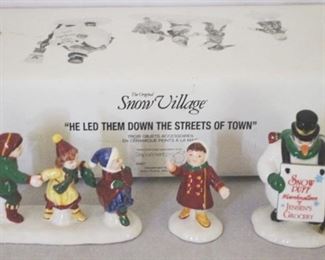 121 - Dept 56 He Led Them Down The Streets of Town In Box
