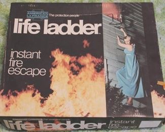 269 - Life Ladder in Box
