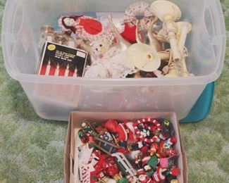 275 - Lot of Assorted Items
