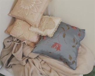 314 - Lot of Assorted Linens and Pillows
