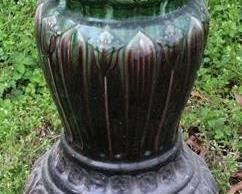 409 - Majolica pottery pedestal - 17"
