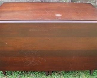 432 - Vintage drop side dining table - 30 x 47 x 72.5
