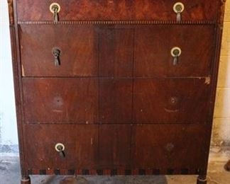 455 - Vintage 4 drawer chest - 46.5 x 38 x 12
