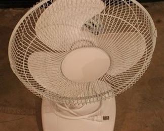 462 - Fan - 18"
