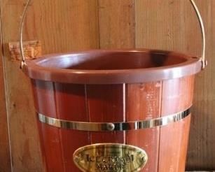 469 - Wooden ice cream bucket - 11.5"
