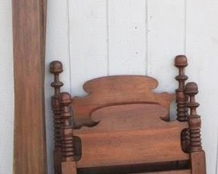 528 - Antique twin size acorn post bed 42 x 28.5 x 77
