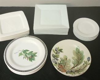 Assorted Square Patterned Plates