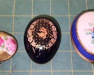https://www.ebay.com/str/agesagoestatesales IR9122 Lot of 3 Limoges France HP Egg Shaped Jewelry Pill Trinket Box