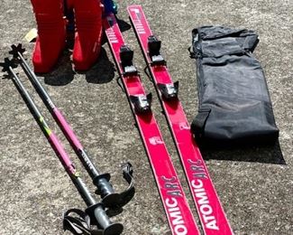 Complete Set of Atomic Skis