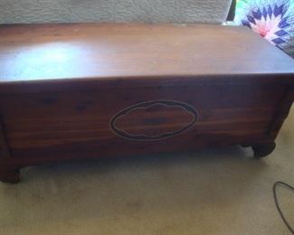 Lane cedar chest