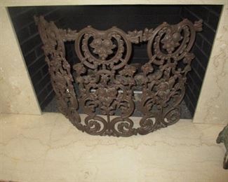 CAST IRON PANEL AS FIRE SCREEN