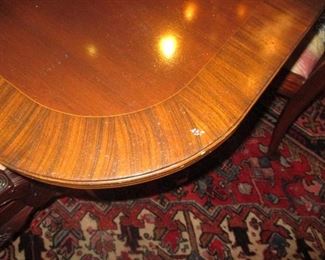 Banding on dining table