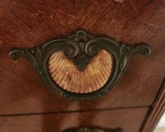 This is the hardware on the following bedroom set