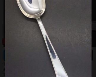 Lunt Sterling Silver William and Mary Treasure, 1921, 60 pieces with serving pieces