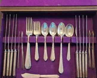 Lunt Sterling Silver William and Mary Treasure 1921, 8 6-piece place-settings plus 18 Additional pieces and Tarnish Resistant Storage Box, R Monogram