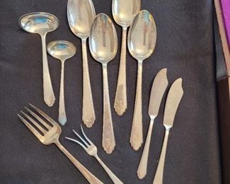 Lunt Sterling Silver William and Mary Treasure additional serving pieces, R Monogram