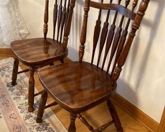 Set of 4 Spindle Colonial Style Solid Sturdy Wood Chairs