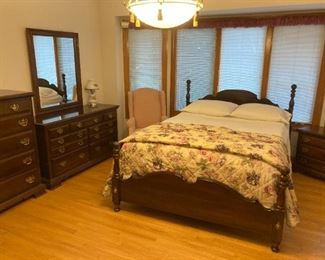 KINCAID 5 Pc Queen Bedroom Set Beautiful 5 Piece Mountain Cherry III Furniture Set. Includes A Long Dresser, Attachable Mirror, Upright Dresser, Bed Frame And Night Stand (Mattress Can Be Included)