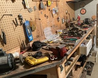 Assortment Of Odd/Ends Hand Tools