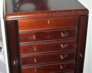 Thomas Picconi deluxe jewelry chest
