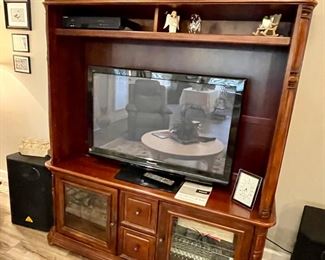 large entertainment cabinet for flatscreen tv