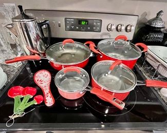 red pots and pans, perculator