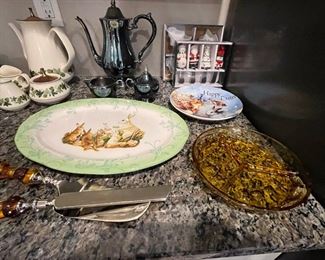 Silverplate small tea set, amber relish tray, bunny serving platter