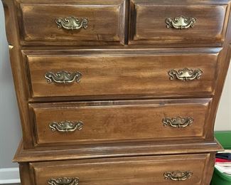 Kling Furniture chest of drawers