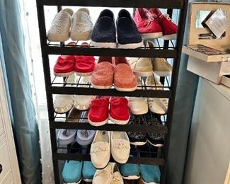 shoes, womens 10, more than shown here